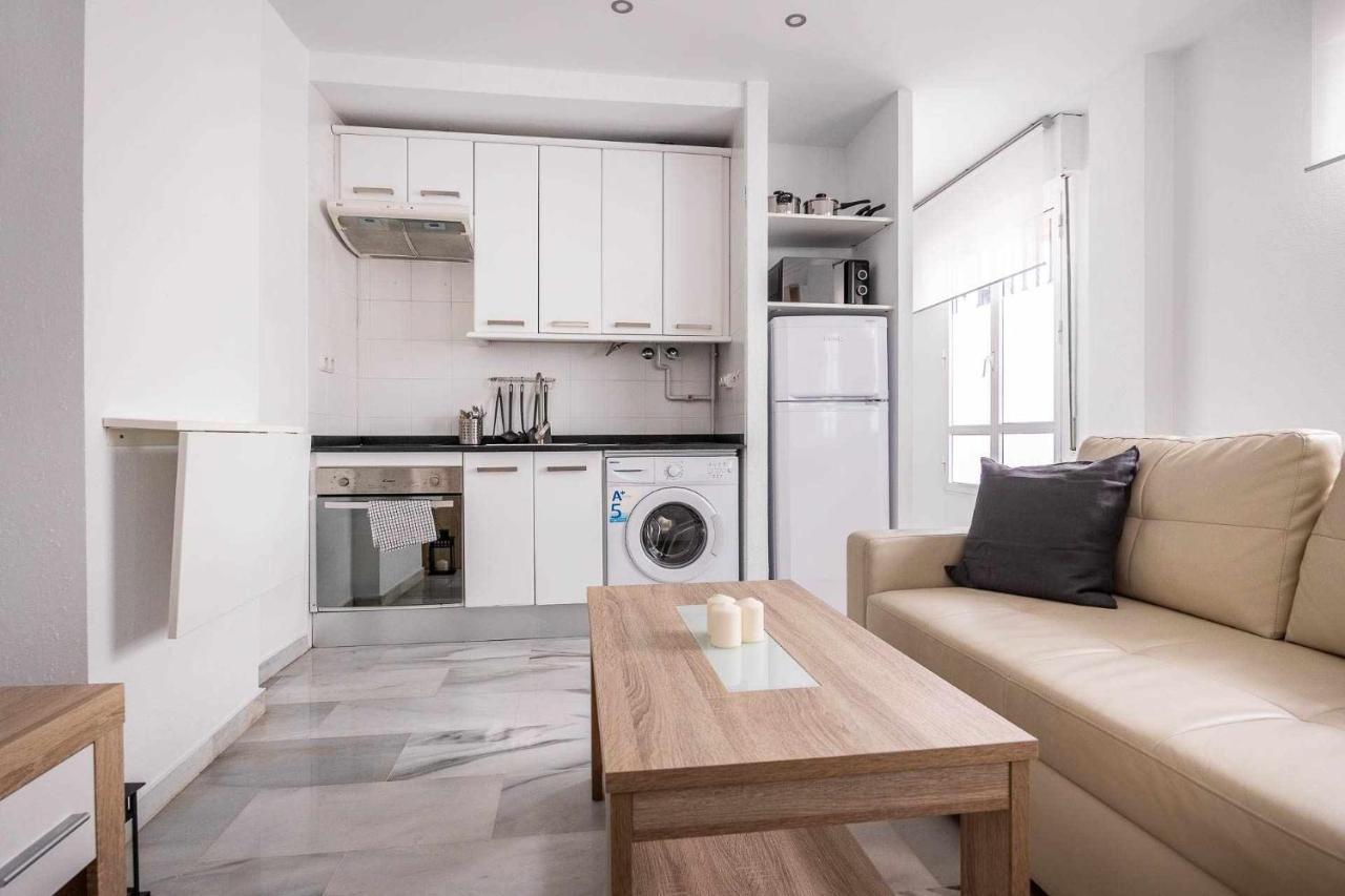 Comfy Away Apartment Севиля Екстериор снимка