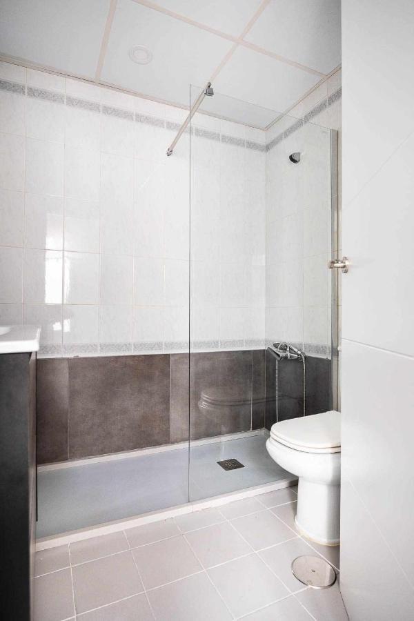 Comfy Away Apartment Севиля Екстериор снимка