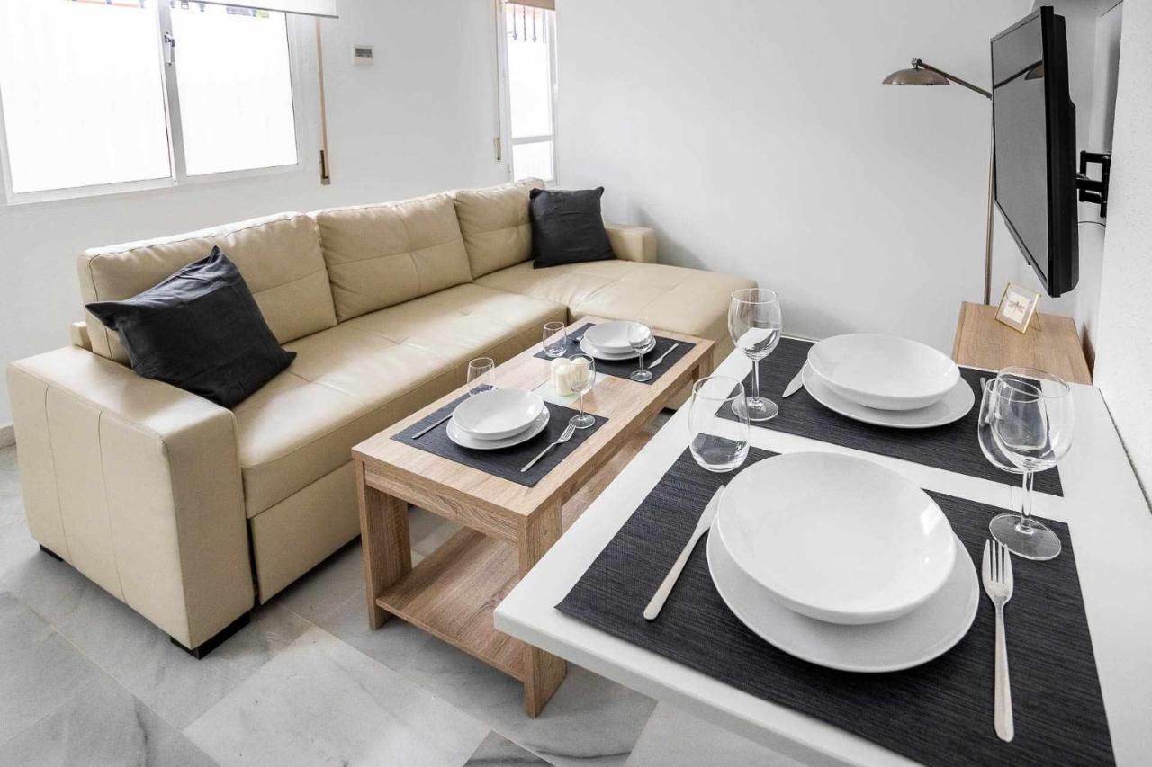 Comfy Away Apartment Севиля Екстериор снимка