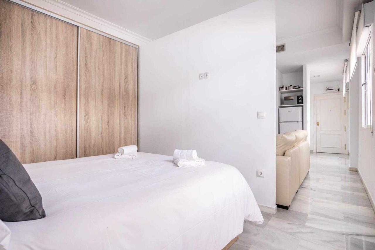 Comfy Away Apartment Севиля Екстериор снимка